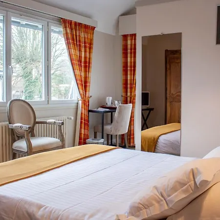 Et De La Vieille Ferme 滨海克里耶勒